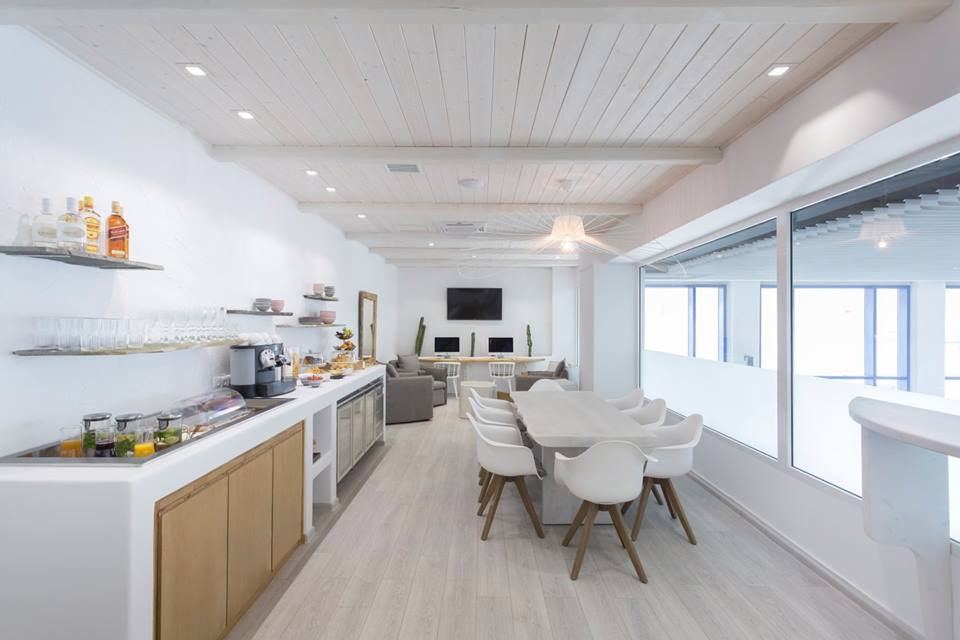 Your Mykonian Luxury Lounge