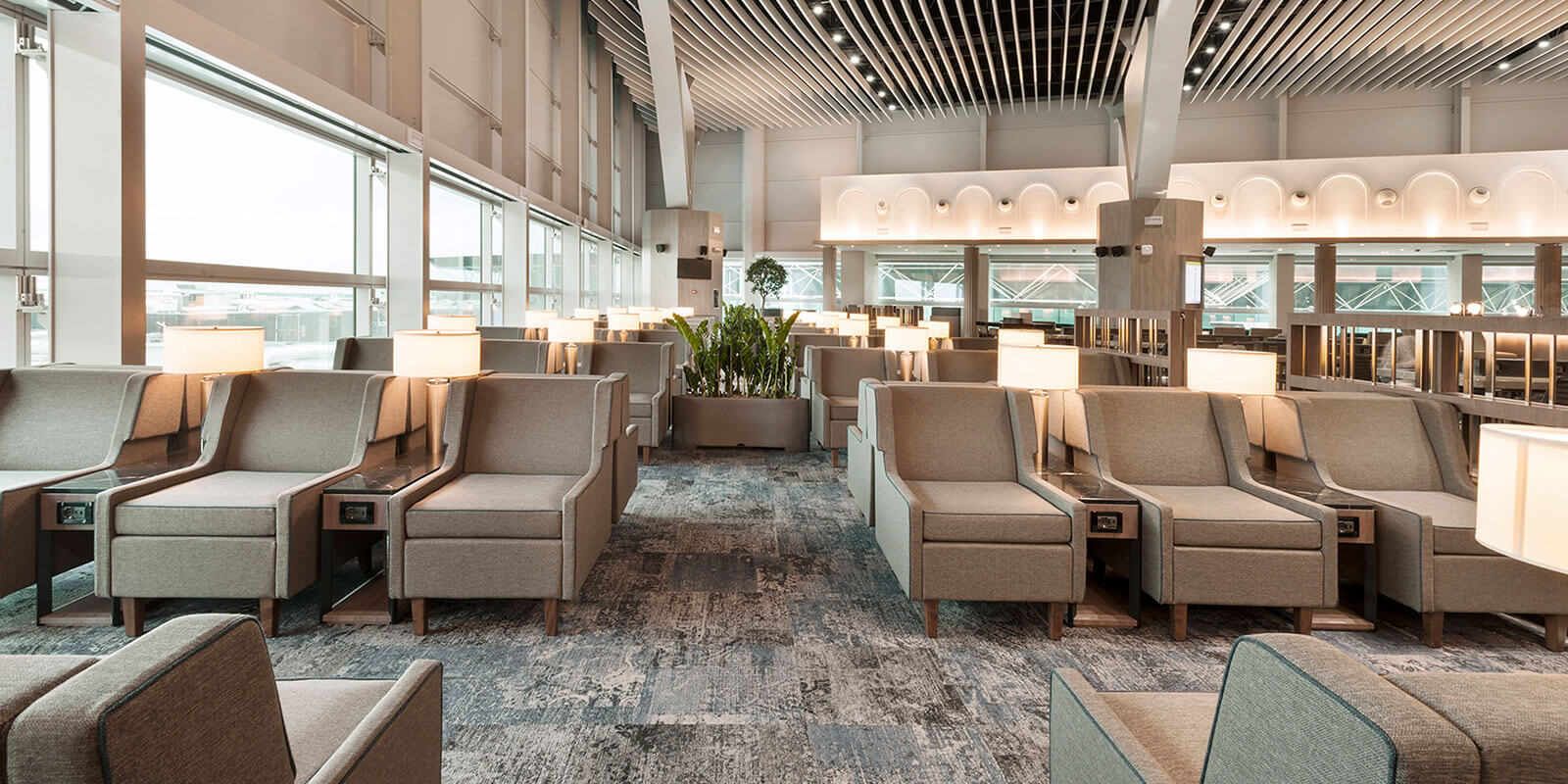FCO Plaza Premium Lounge 3h