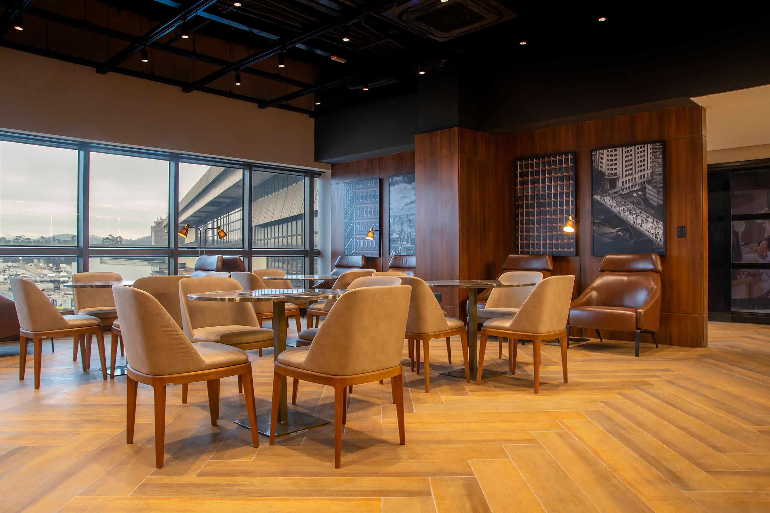 W Premium Lounge Guarulhos- The West T2