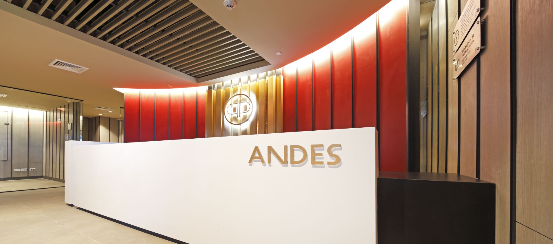 Andes Lounge